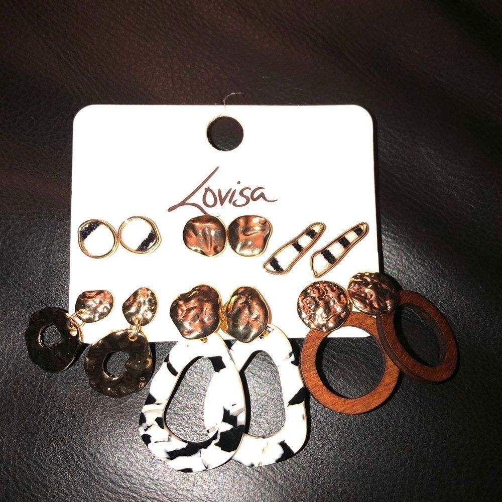 🍭6/$30Lovisa 6 pairs of Earrings NWT